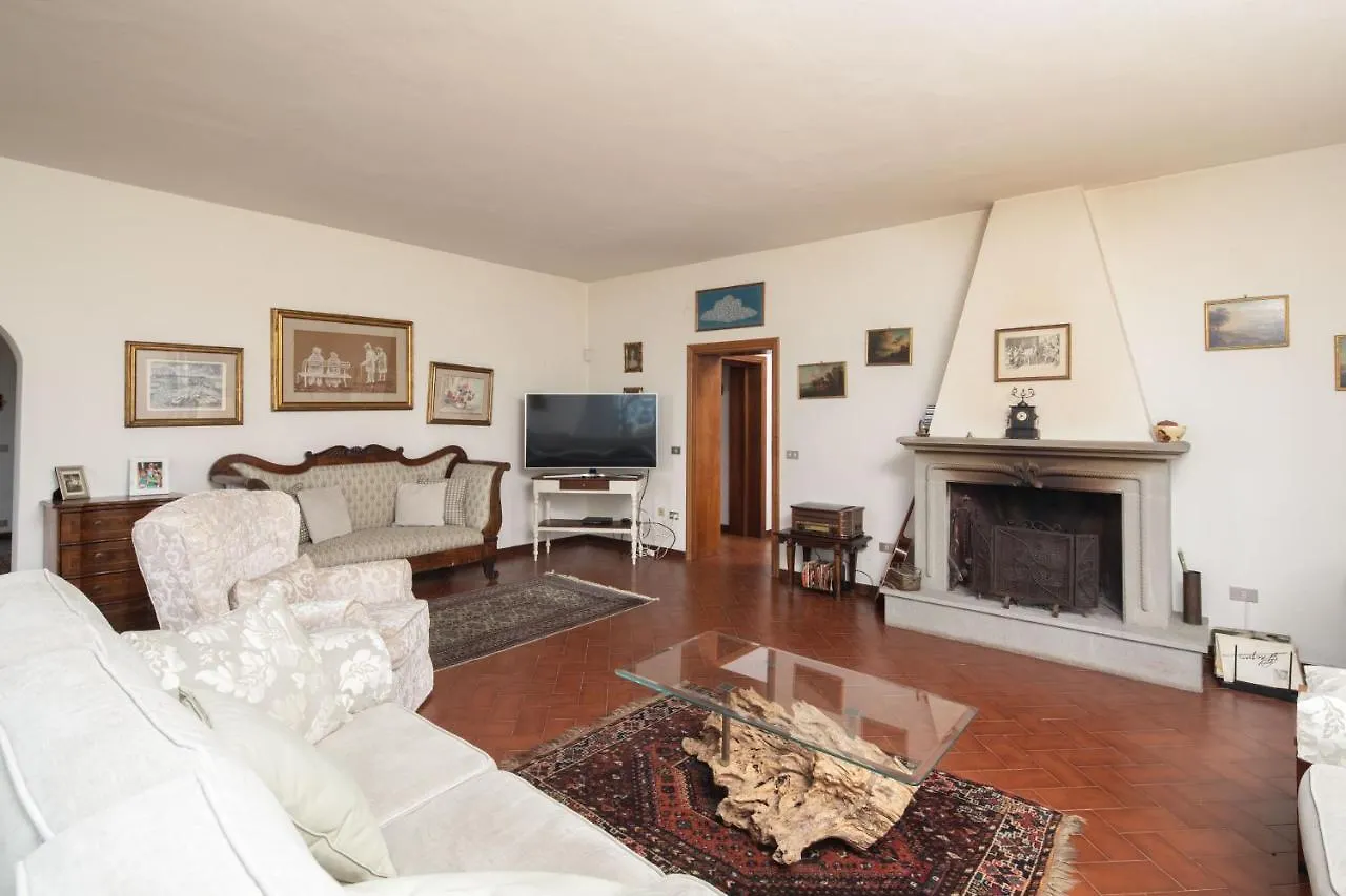 Villa Colomba By Mmega Lastra a Signa